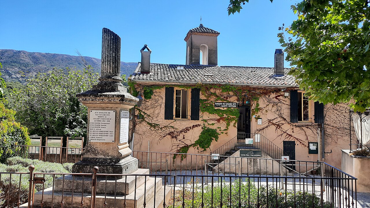 Maison du grand site Sainte-Victoire à Vauvenargues