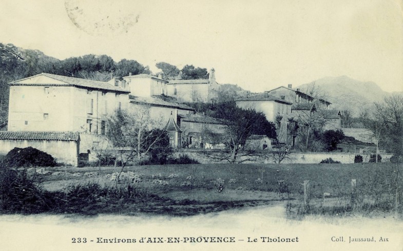 Photo ancienne du village du tholonet 