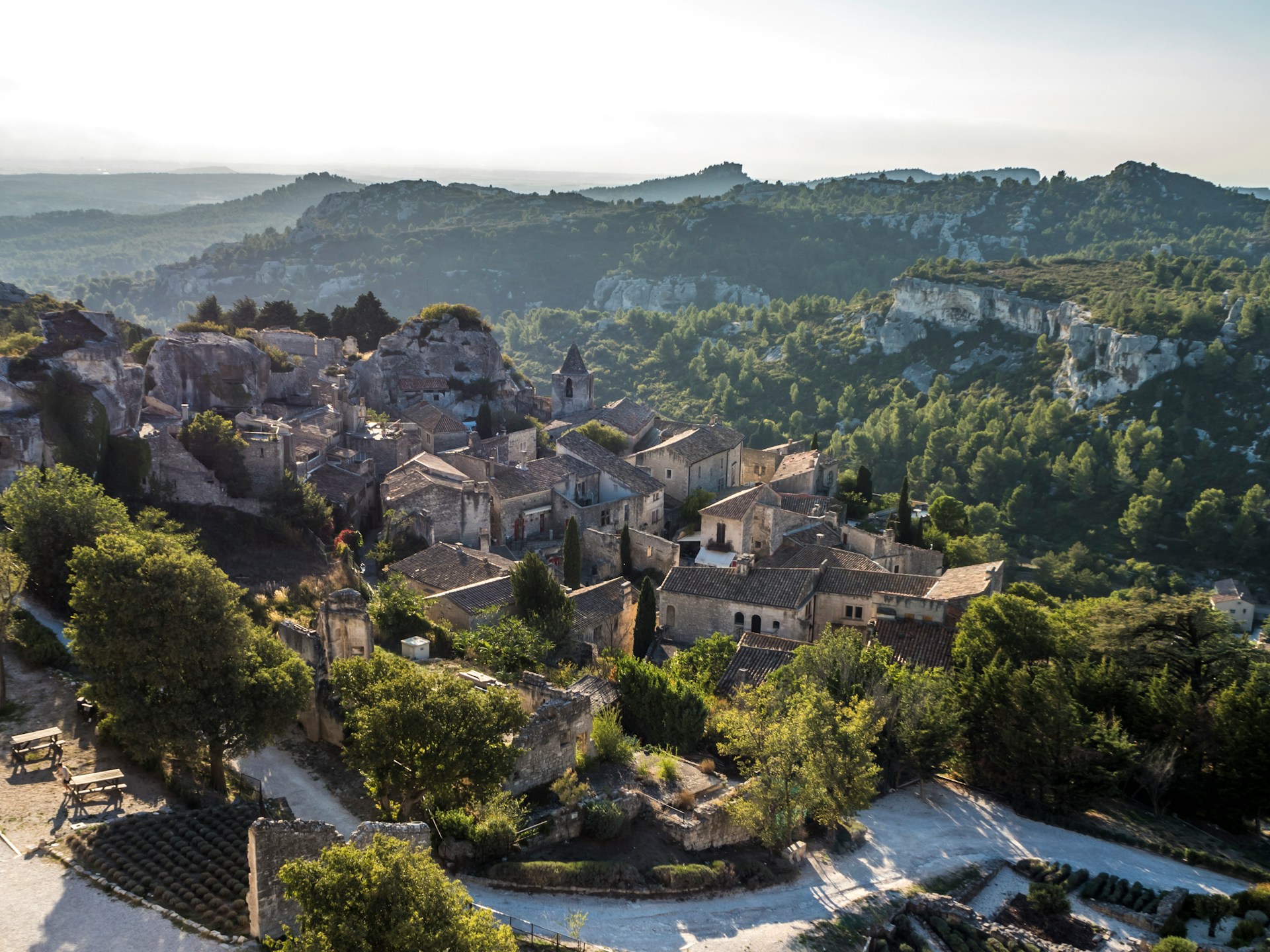 Les Plus beaux villages des Alpilles - les Baux de Provence