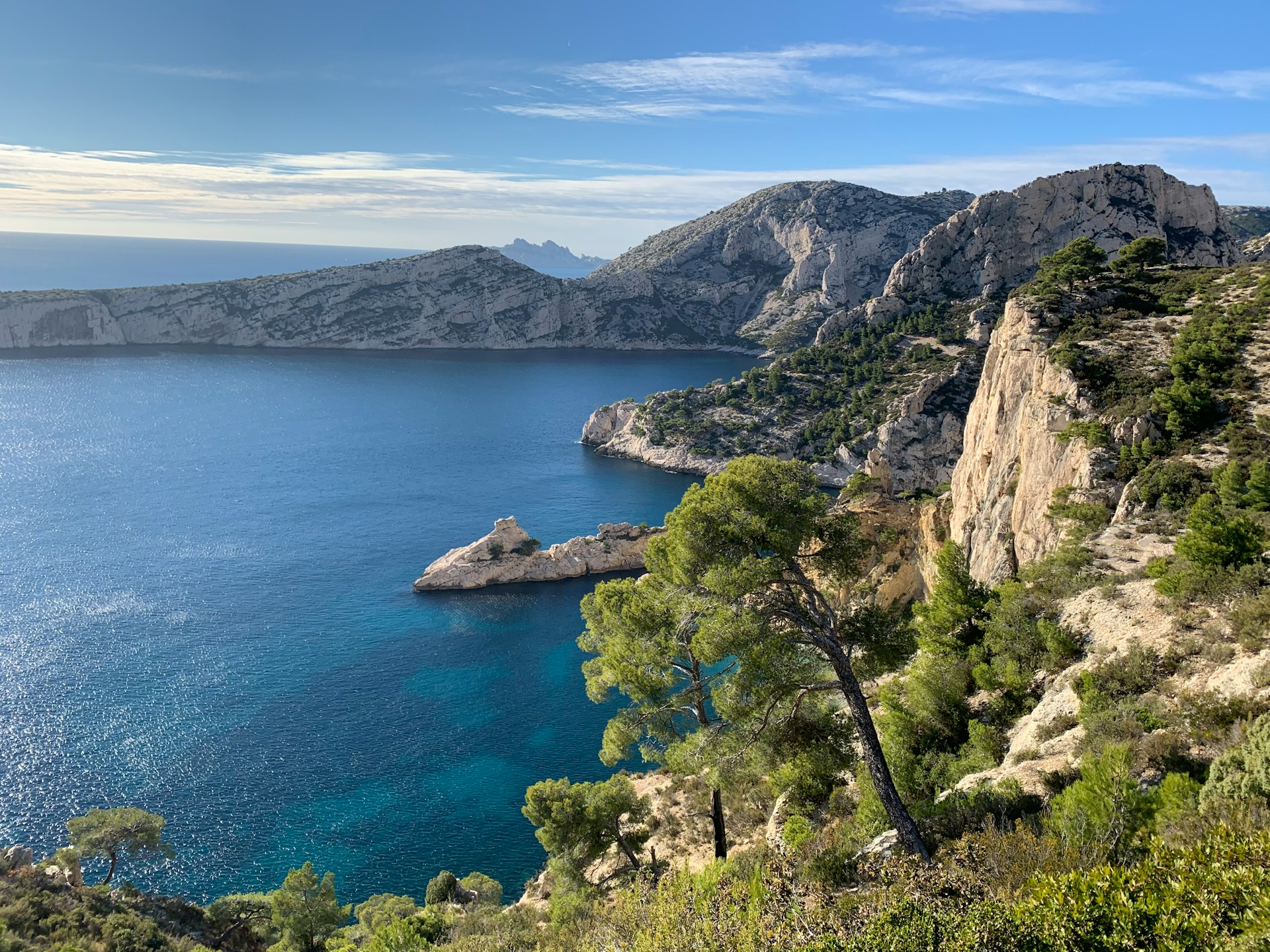 plage naturiste officielle à Marseille - Calanque des Pierres-Tombées (sugiton)