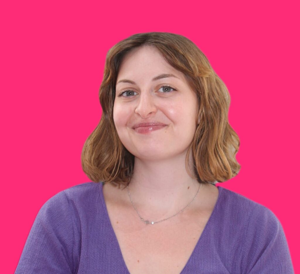 Justine Acquarone, Communication · réseaux sociaux · conseil à Nice
