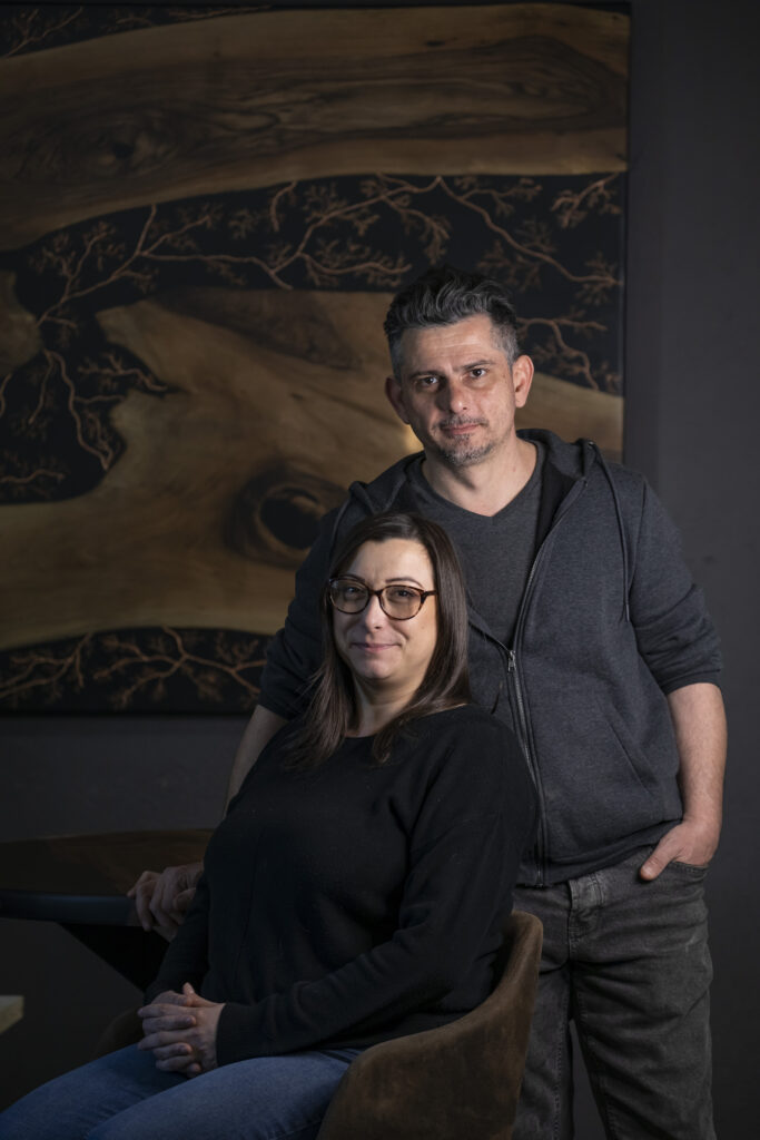 Nicolas Gontero, Mobilier sur-mesure · bois · résine à Aix-en-Provence