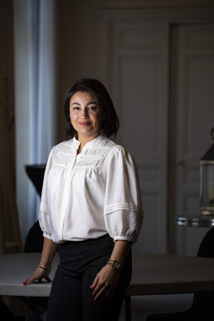 Fatiha Ayachi, Mandataire immobilier à Saint-Cannat